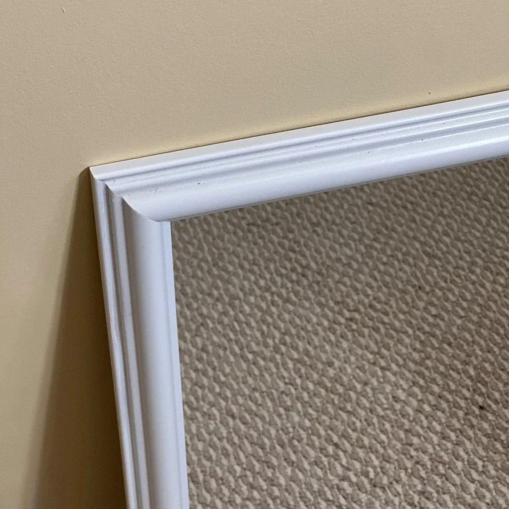 White Framed Wall Mirror 16x20 Rectangle Hanging Home Decor Vanity Preowned